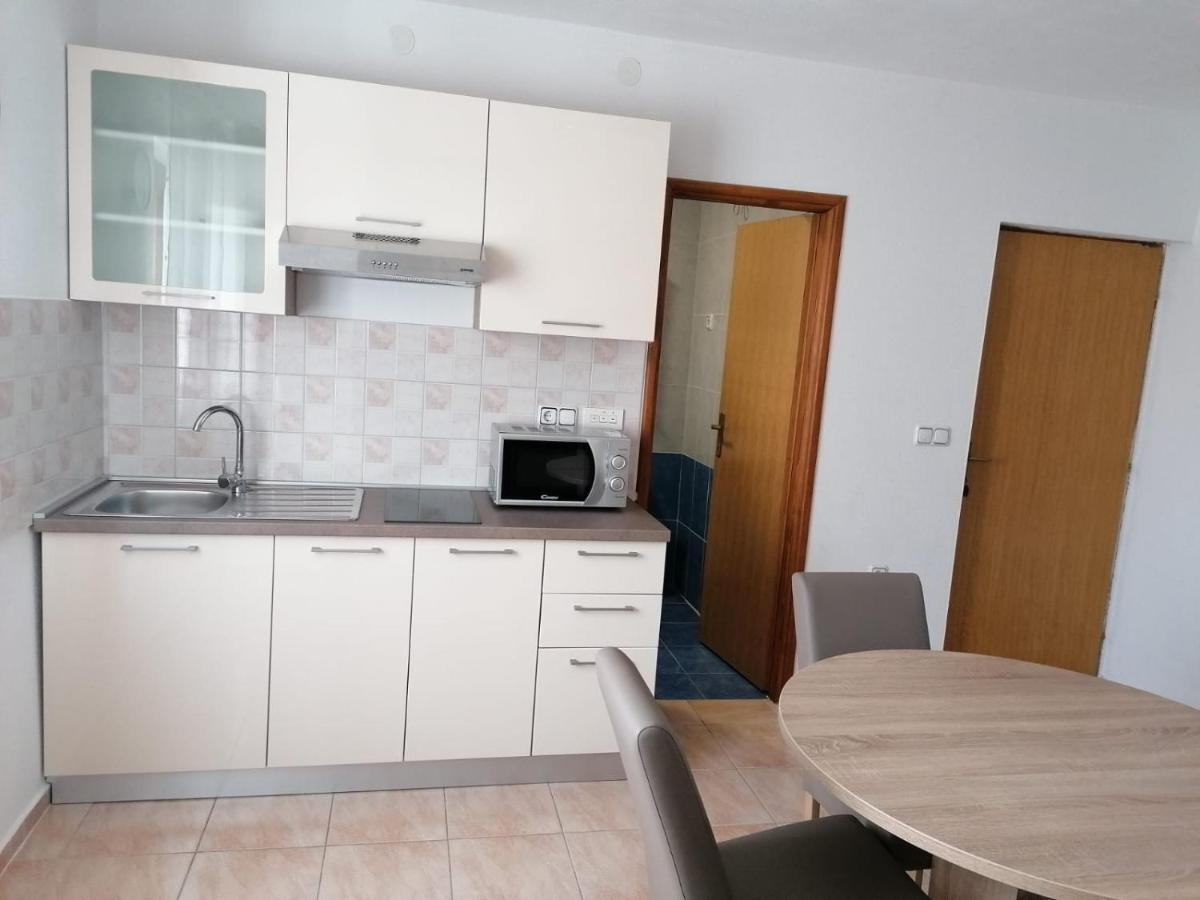 Apartment Niva Nin Exterior photo