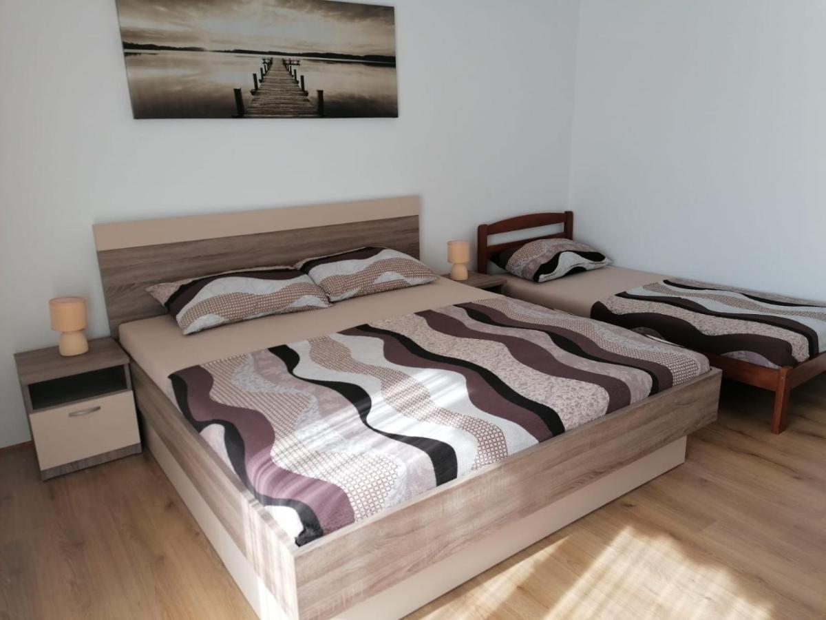Apartment Niva Nin Exterior photo