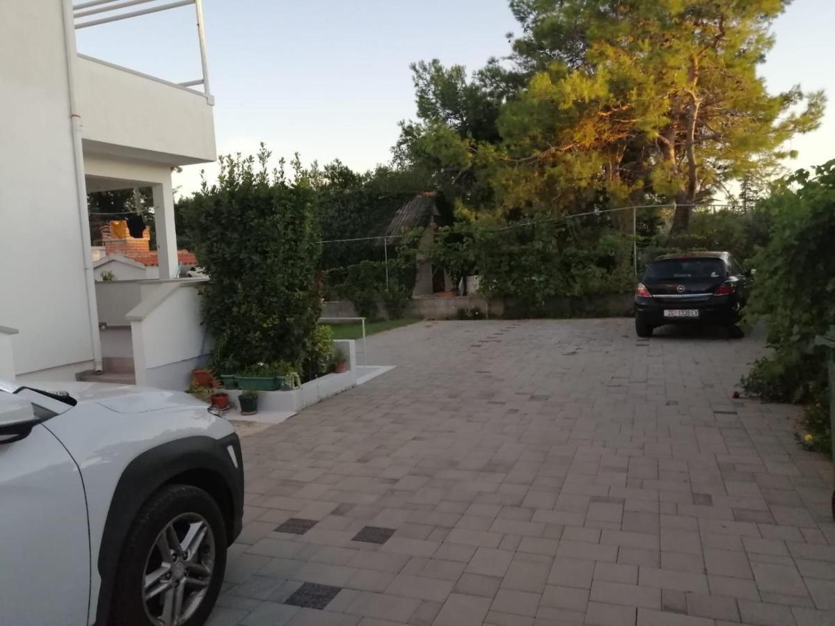Apartment Niva Nin Exterior photo