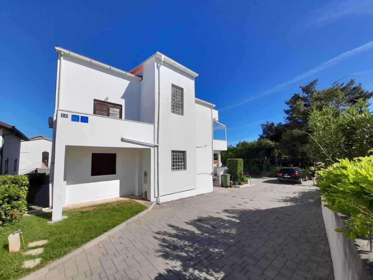 Apartment Niva Nin Exterior photo