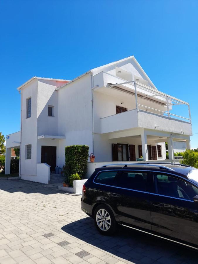 Apartment Niva Nin Exterior photo