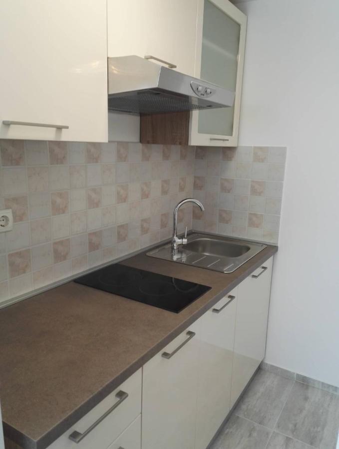Apartment Niva Nin Exterior photo